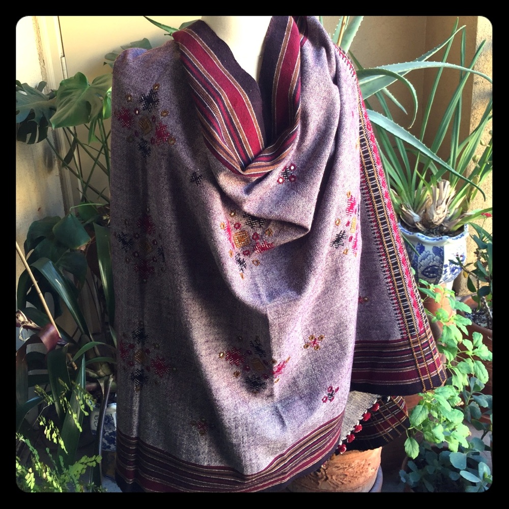 Wool-Blend Embroidered Wrap Scarf in Dusty Mauve